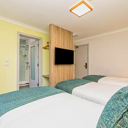 Forty Four Main Street