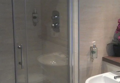 Hotel Forty Four Main Street